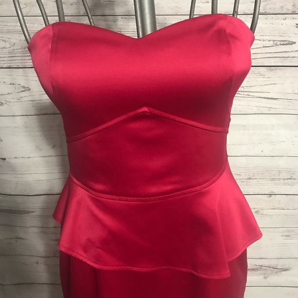 29) Max & Cleo Peplum Dress Size 6 - Picture 3 of 9